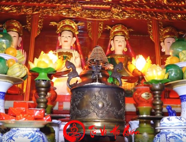 Tứ phủ Chầu Bà gồm những ai? cùng tìm hiểu về thập nhị Chầu Bà trong đạo Mẫu