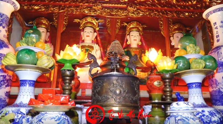 Tứ phủ Chầu Bà gồm những ai? cùng tìm hiểu về thập nhị Chầu Bà trong đạo Mẫu