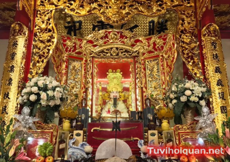 Khám Phá Sự Tích Quan Lớn Đệ Tam Thoải Phủ Chi Tiết Nhất