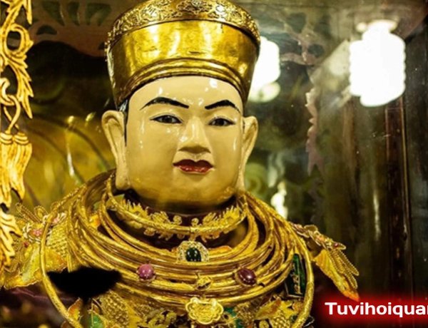 Ông Hoàng Bảy là ai ? Đi lễ đền Quan Hoàng Bảy cầu gì?