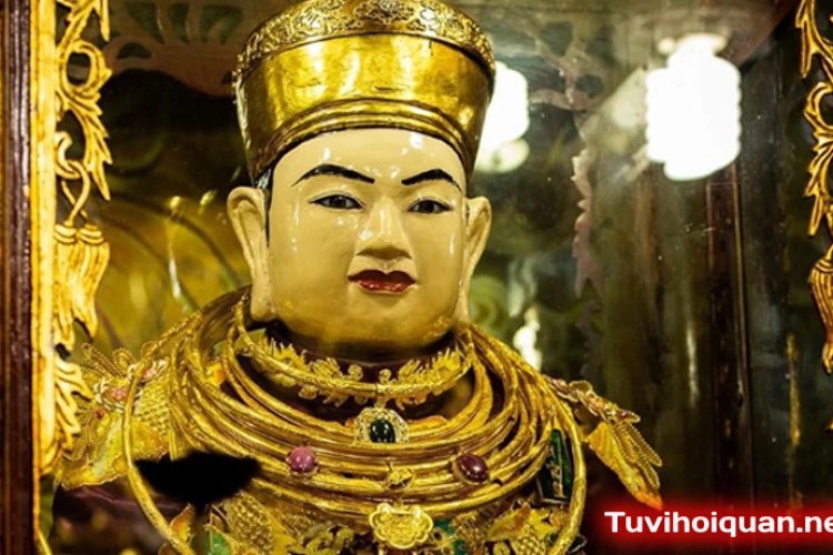 Ông Hoàng Bảy là ai ? Đi lễ đền Quan Hoàng Bảy cầu gì?