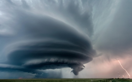 Dreaming About Tornadoes, Storms - The Most Accurate Interpretation