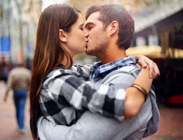 Dreaming About Kissing, Kissing Someone - The Most Detailed Interpretation